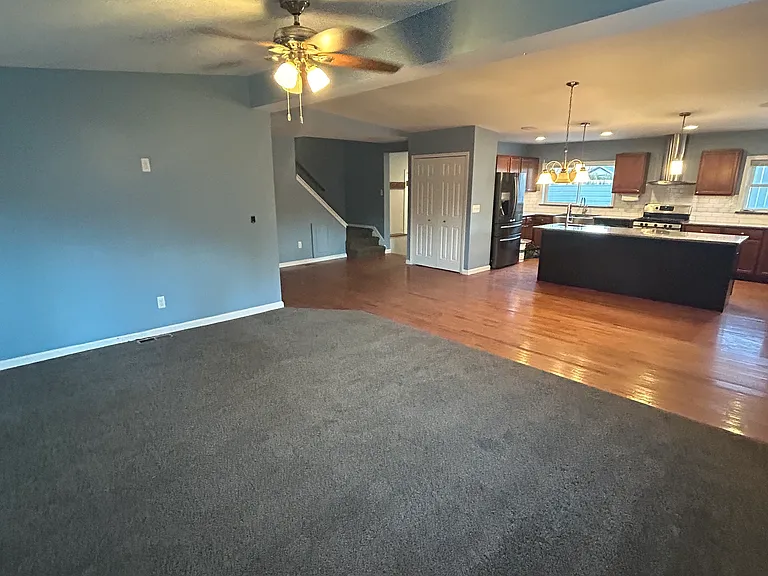 29000 W Nine Mile Rd — Photo 17