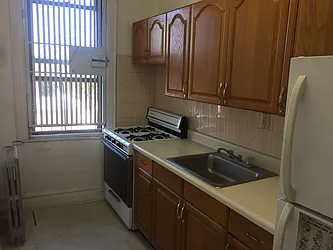 Rented by Metroline Realty