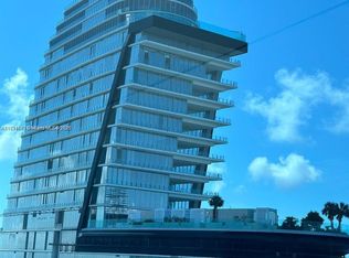 300 Biscayne Blvd #2709W, Miami, FL 33131