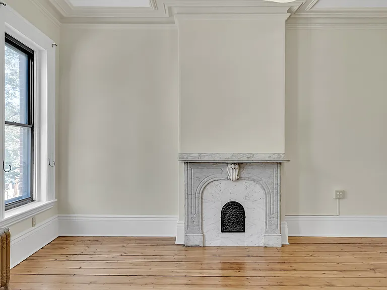 92 Thorndike St — Photo 21