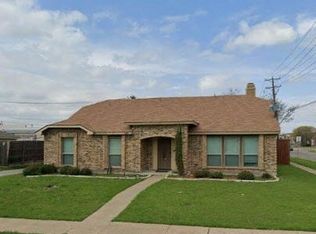 9445 Willard St, Rowlett, TX 75088