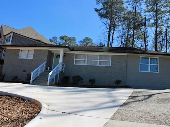 2266 Hills Lane Dr SE, Smyrna, GA 30080