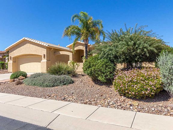 3rd image of 1511 N Goldeneye Way