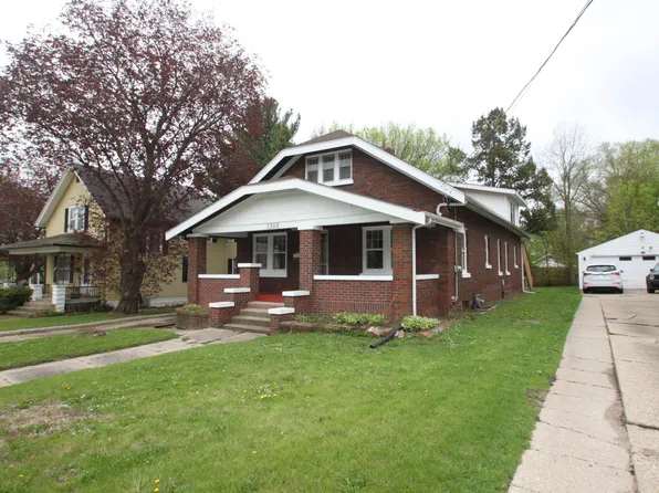 1308 Montague St, Rockford, IL 61102