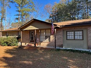 4th image of 1160 Bouldercrest Cir
