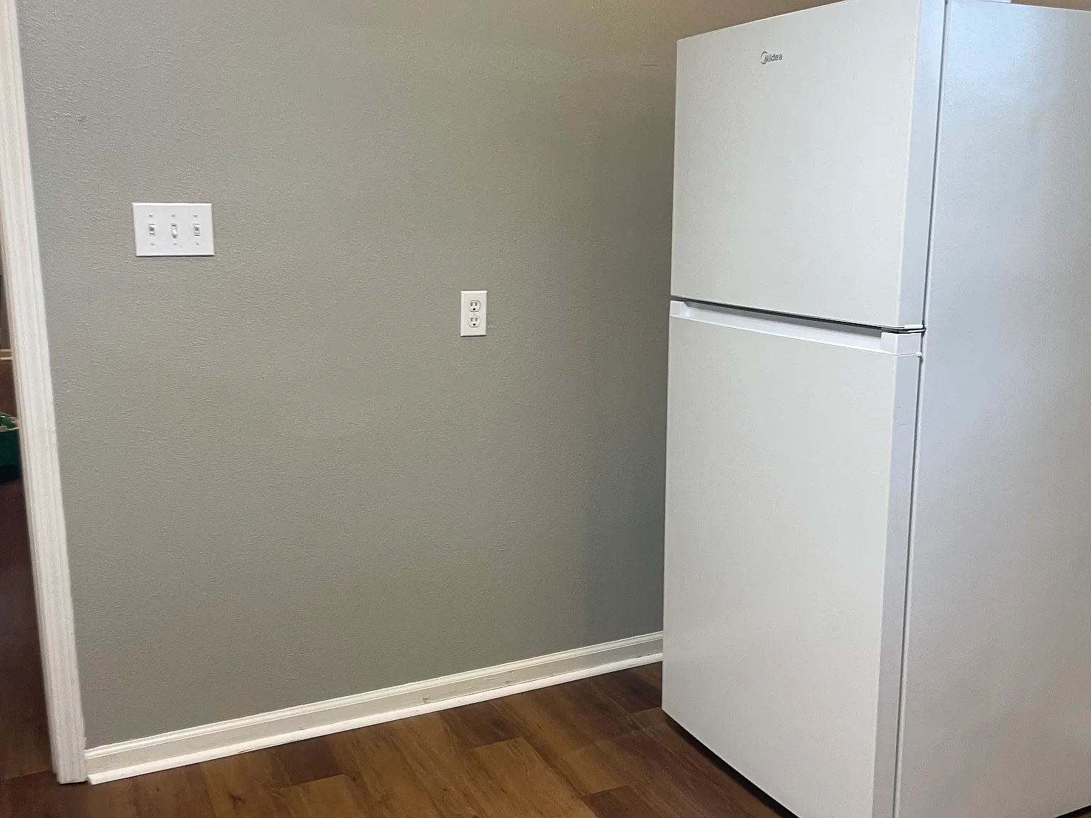 2 bed, 750 sqft, $1,300 — Photo 4