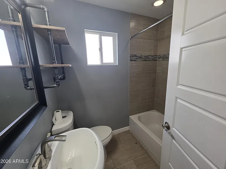 1812 E Whitton Ave — Photo 19