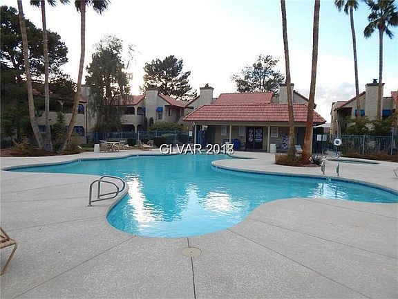 2nd image of 4746 Obannon Dr