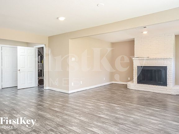 2nd image of 1204 Trenton Ln