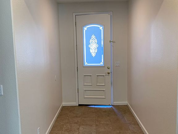 4th image of 5401 W University Ave