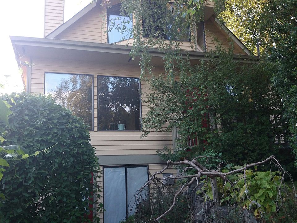 2nd image of 3600 12th Ave W