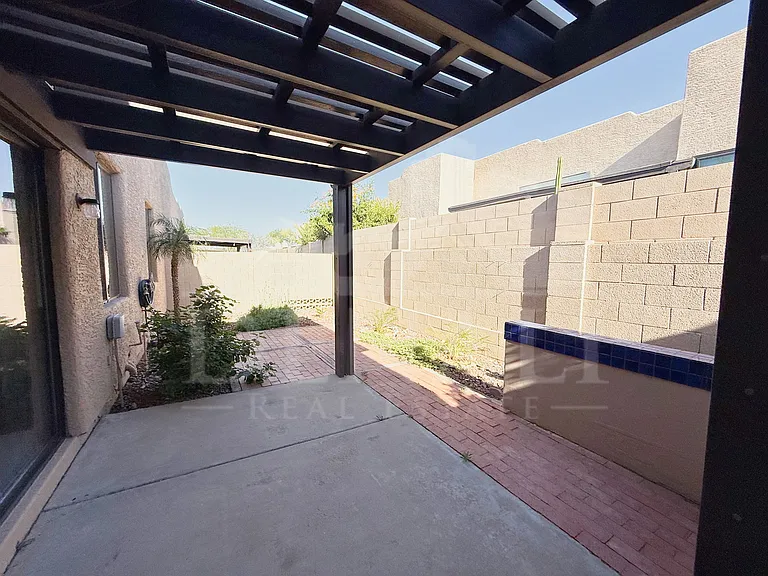 11766 E Becker Ln — Photo 23