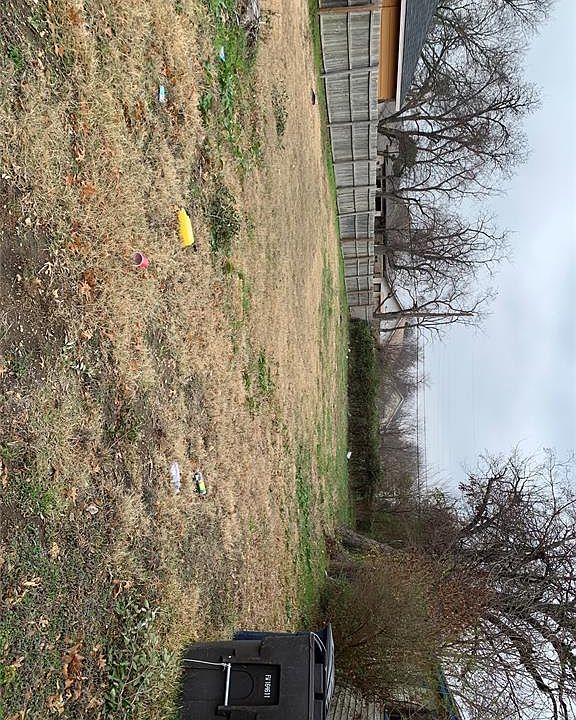 2nd image of 1324 E Morphy St