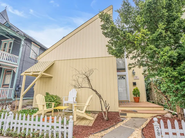 28 Mcclintock Street, Ocean Grove, NJ 07756