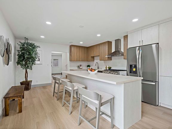 5th image of 14951 Gainford Cir