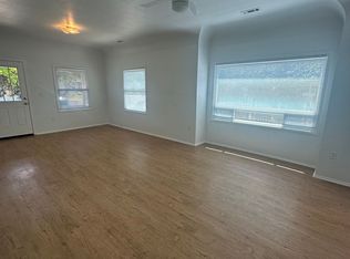 1571.2n -155 & 155.5 N. 3rd St., Ashland, OR 97520