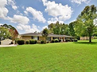 730 Pine Forest Rd, Charlotte, NC 28214