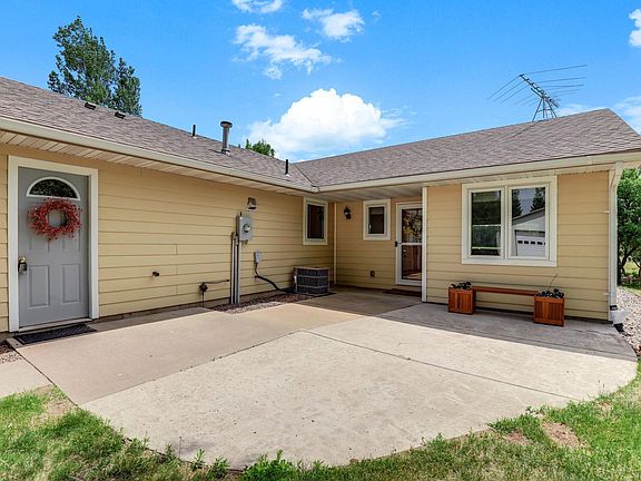 5th image of 9805 430th St