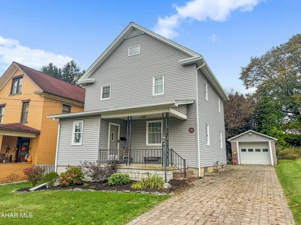 415 W Crawford St, Ebensburg, PA 15931