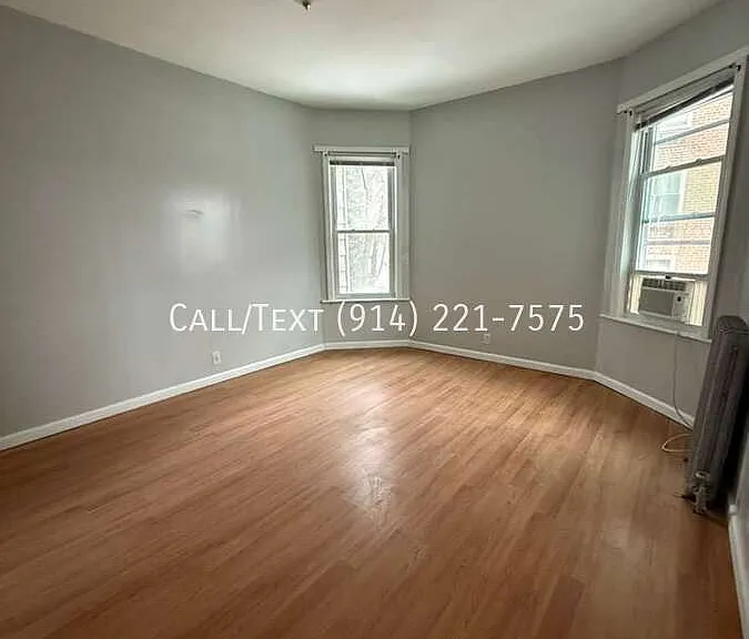 584 Warburton Ave #2 — Photo 3