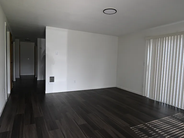16 Olin Ave — Photo 3