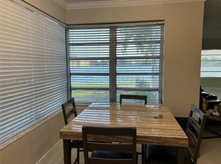 270 NE 191st St APT 101, Miami, FL 33179