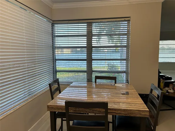 270 NE 191st St APT 101, Miami, FL 33179