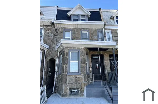 Building Photo - 547 E High St #547