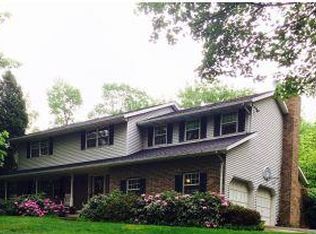 94 Tilbury Hill Rd, Endicott, NY 13760