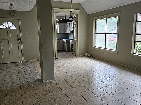 2nd image of 10703 Green Lake Dr