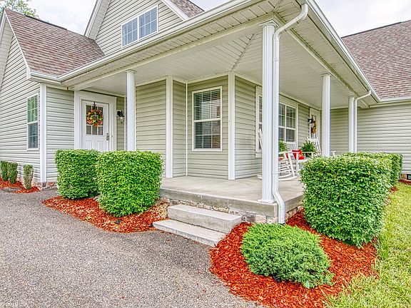 4th image of 1505 Sherwood Dr