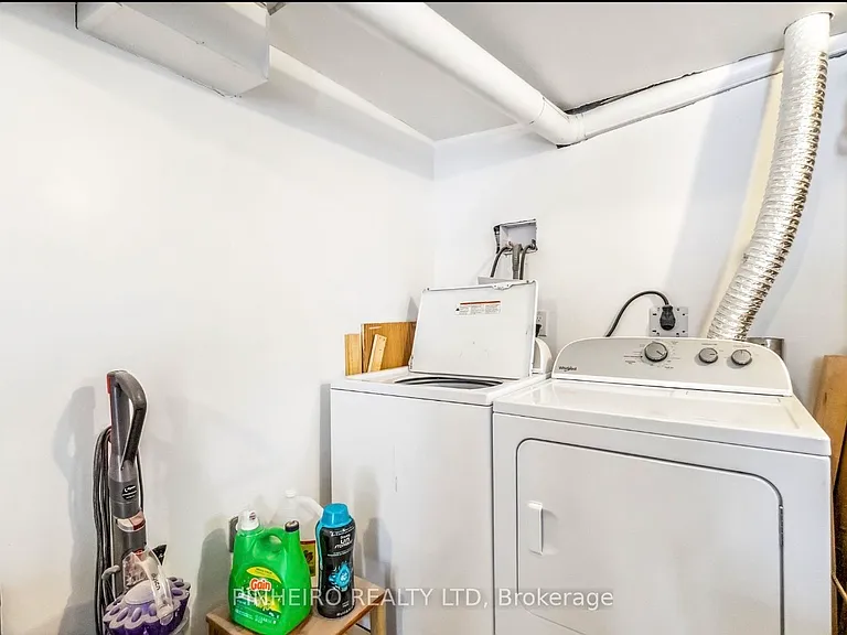 66 Cliftonvale Ave — Photo 2