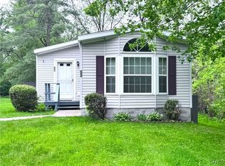 122 Country Rd, Utica, NY 13502