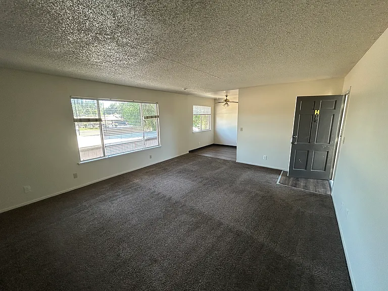 6019 N College Ave #H — Photo 1