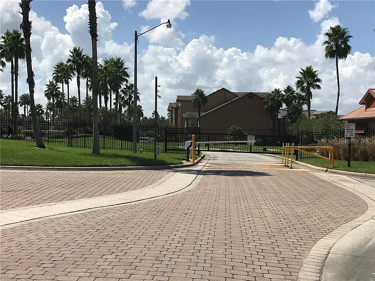 2213 Grand Cayman Ct #1128 — Photo 10