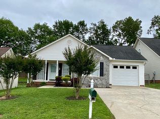 105 Chris Ln, Boiling Springs, SC 29316