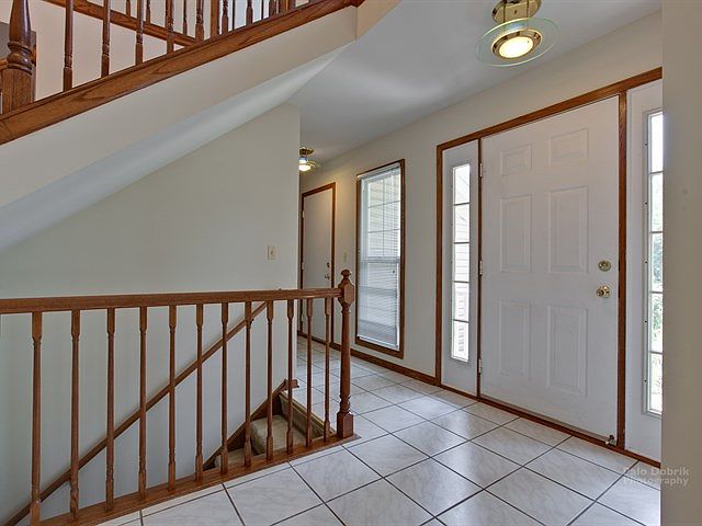1st image of 107 Southfield Dr