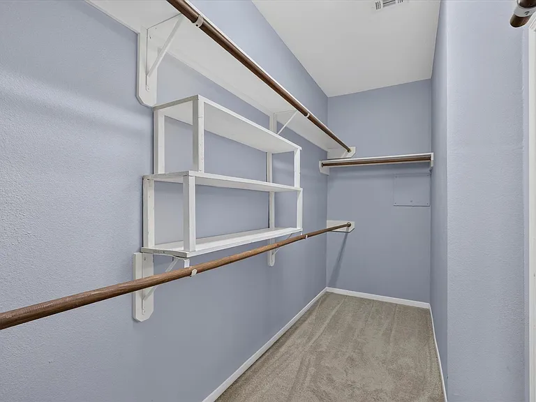26 Millport Dr — Photo 18