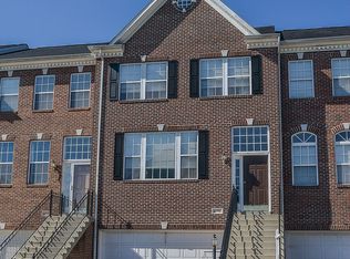 43152 Shadow Ter, Leesburg, VA 20176