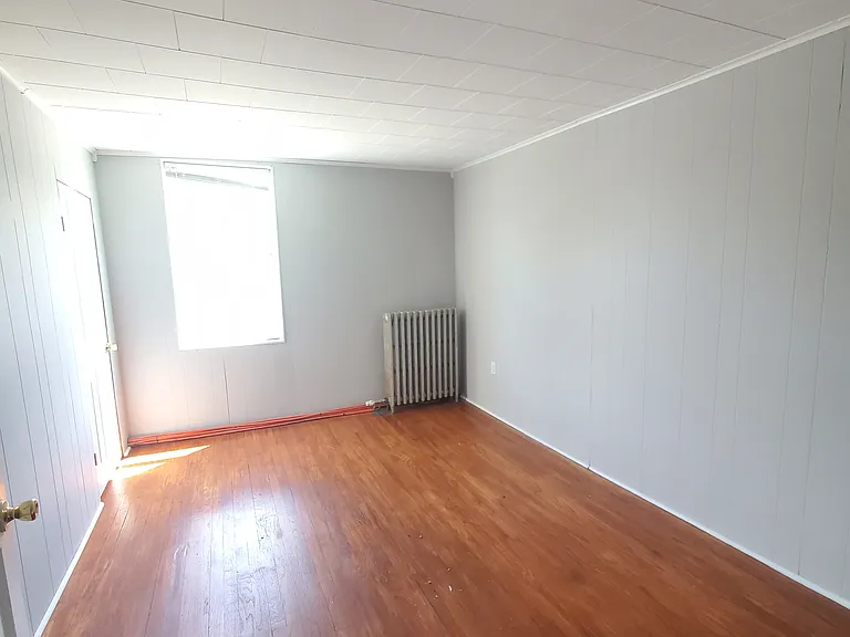 9553 Main St #2 — Photo 4