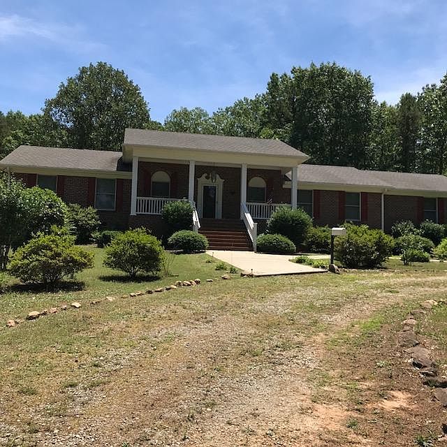 1st image of 2592 Great Creek Dr