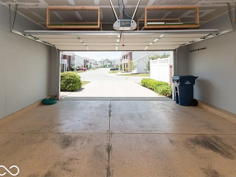14326 Shooting Star Dr — Photo 27