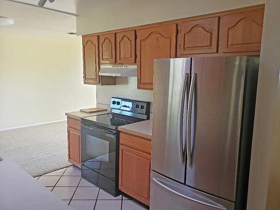5th image of 2704 Forest Dr