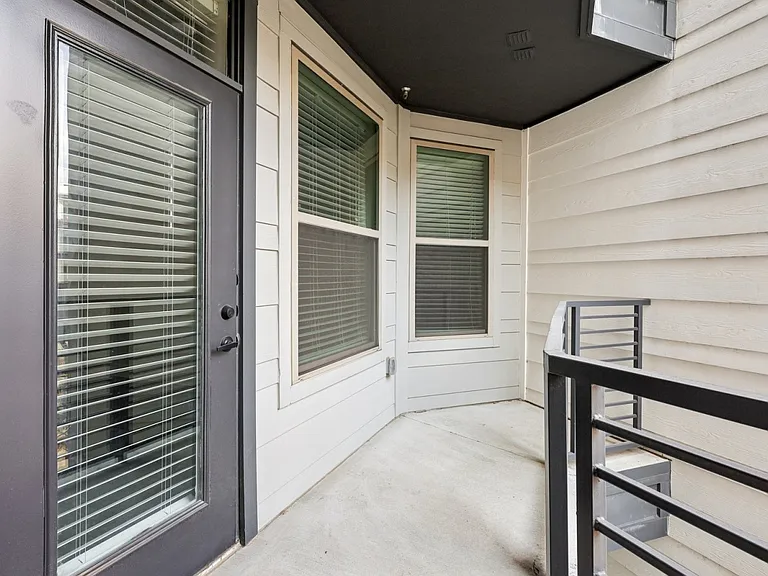The Huntley — Photo 105