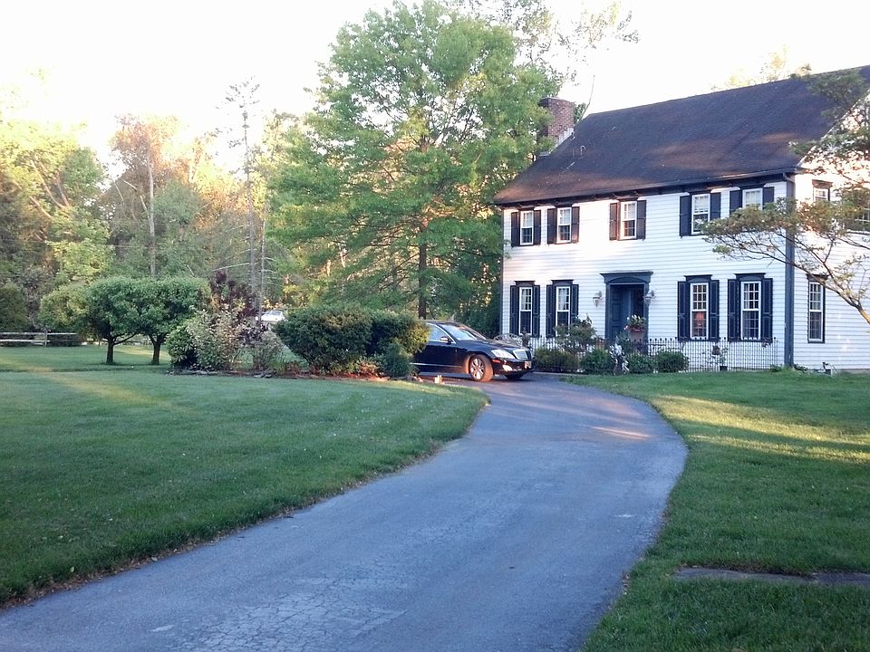 1st image of 3435 Laurel Ct