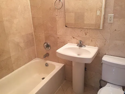 Rented by Bold New York | media 11