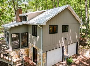 580 E Hickory Knoll Rd, Franklin, NC 28734