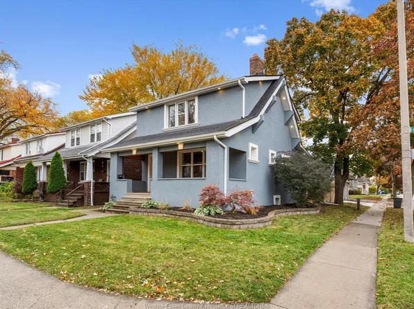 425 Hanna St W, Windsor, ON N8X 1E5