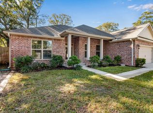 377 Iowa St, Valparaiso, FL 32580