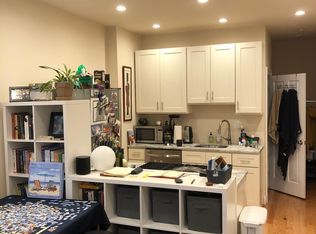 2213 Pine St #1F, Philadelphia, PA 19103